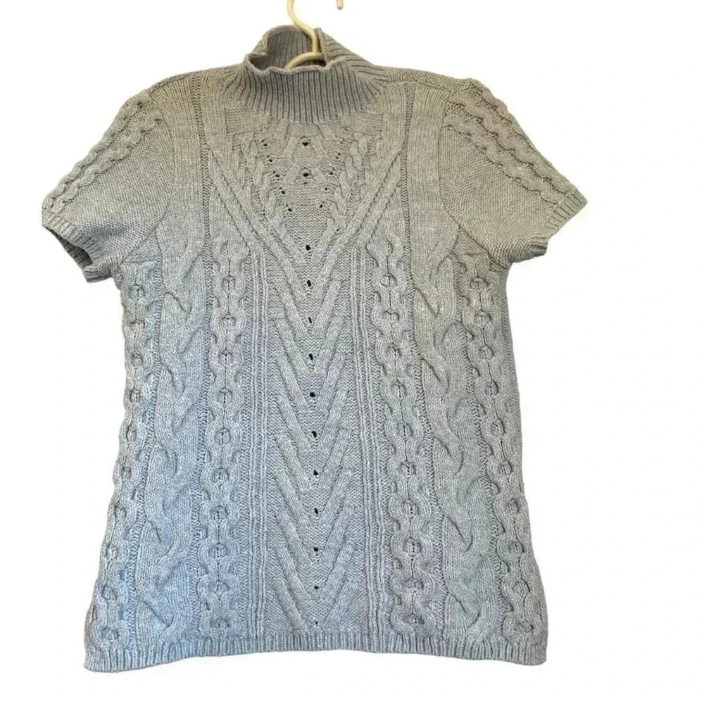 Miss Selfridge, baby blue short sleeve sweater, size 4 GUC